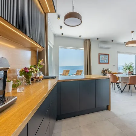 Mit Panoramablick Auf Kvarner Bucht, Privatpool, Bbq-bereich, Waschmaschine Semesterbostad *