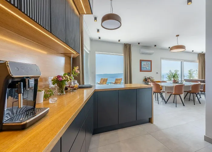 Mit Panoramablick Auf Kvarner Bucht, Privatpool, Bbq-bereich, Waschmaschine Holiday home *