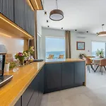 Mit Panoramablick Auf Kvarner Bucht, Privatpool, Bbq-bereich, Waschmaschine Ferienhaus *
