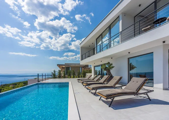 Mit Panoramablick Auf Kvarner Bucht, Privatpool, Bbq-bereich, Waschmaschine *