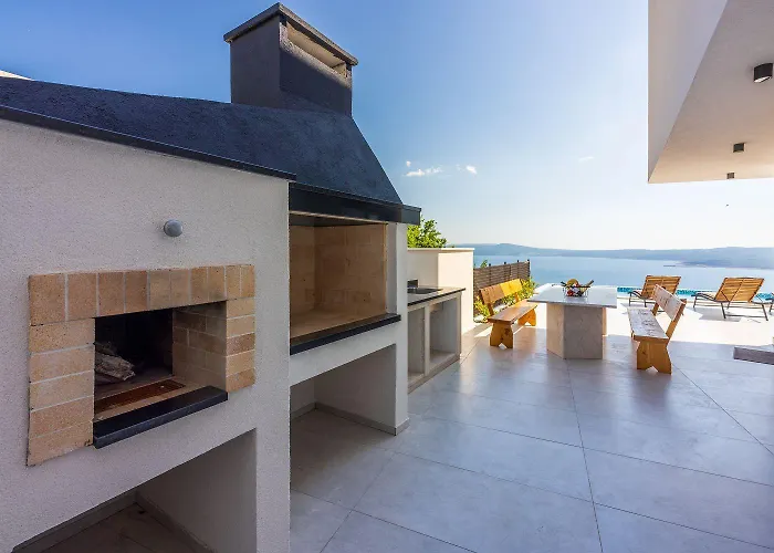 Mit Panoramablick Auf Kvarner Bucht, Privatpool, Bbq-bereich, Waschmaschine